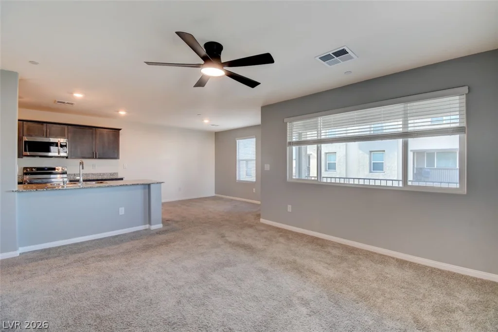 7030 Spicy Merlot, North Las Vegas, NV 89086