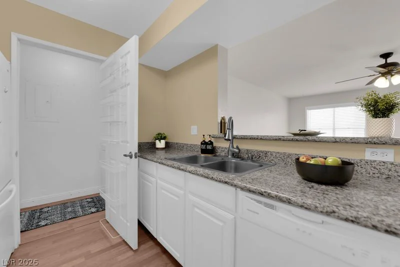6800 Lake Mead, Las Vegas, NV 89156