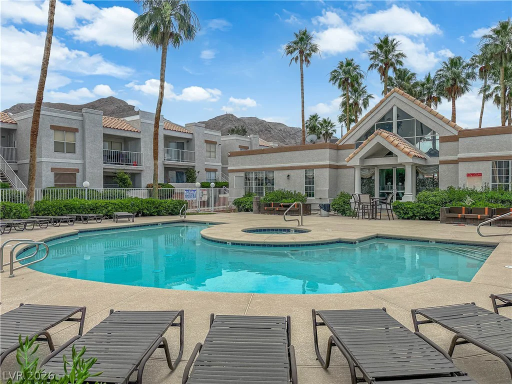 6800 Lake Mead, Las Vegas, NV 89156