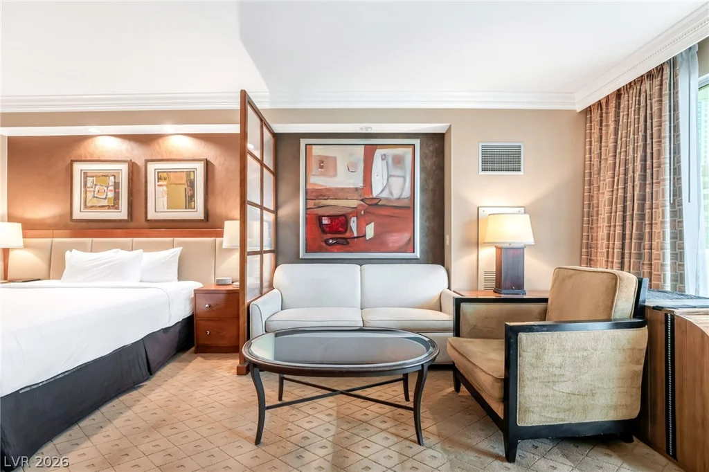 125 Harmon, Las Vegas, NV 89109