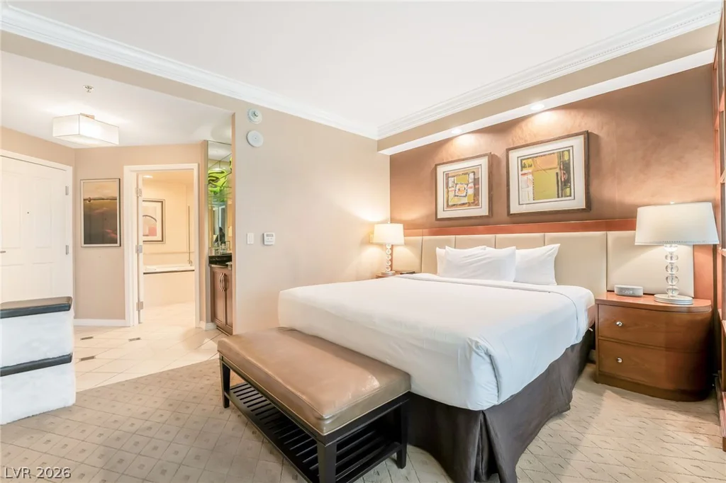 125 Harmon, Las Vegas, NV 89109
