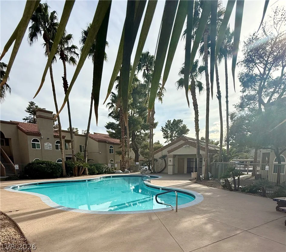 3145 Flamingo, Las Vegas, NV 89121