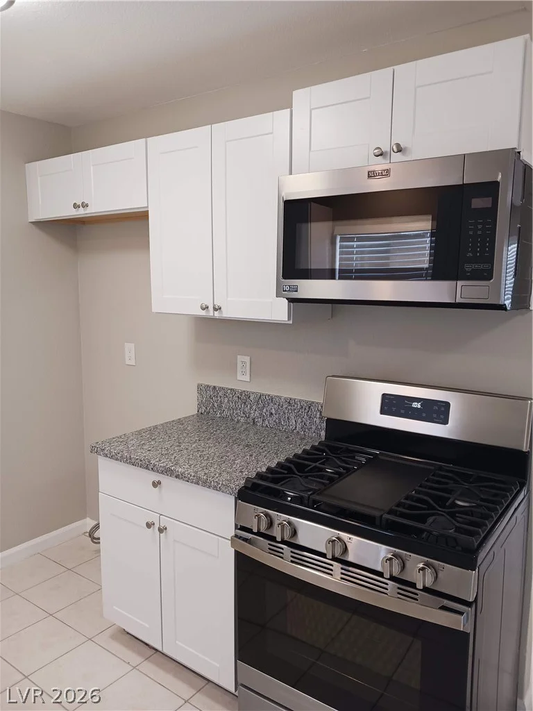 3653 Lone Oak, Las Vegas, NV 89115