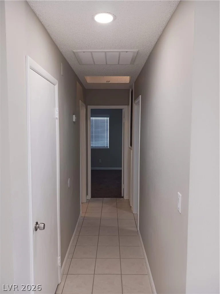 3653 Lone Oak, Las Vegas, NV 89115