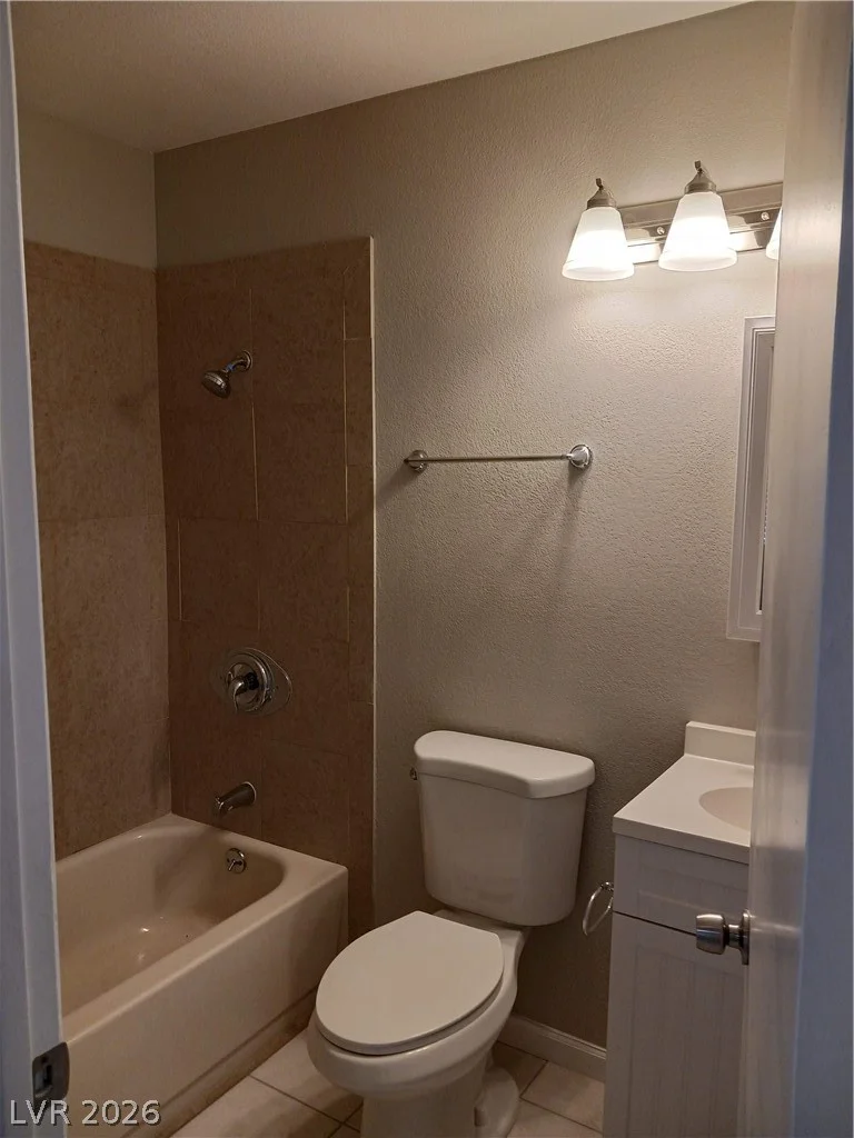 3653 Lone Oak, Las Vegas, NV 89115