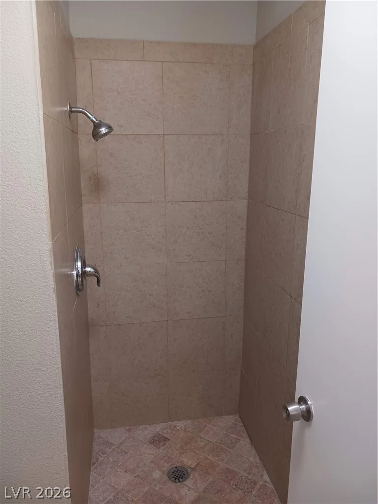 3653 Lone Oak, Las Vegas, NV 89115
