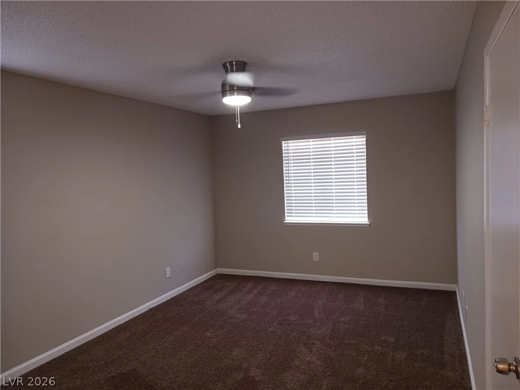 3653 Lone Oak, Las Vegas, NV 89115