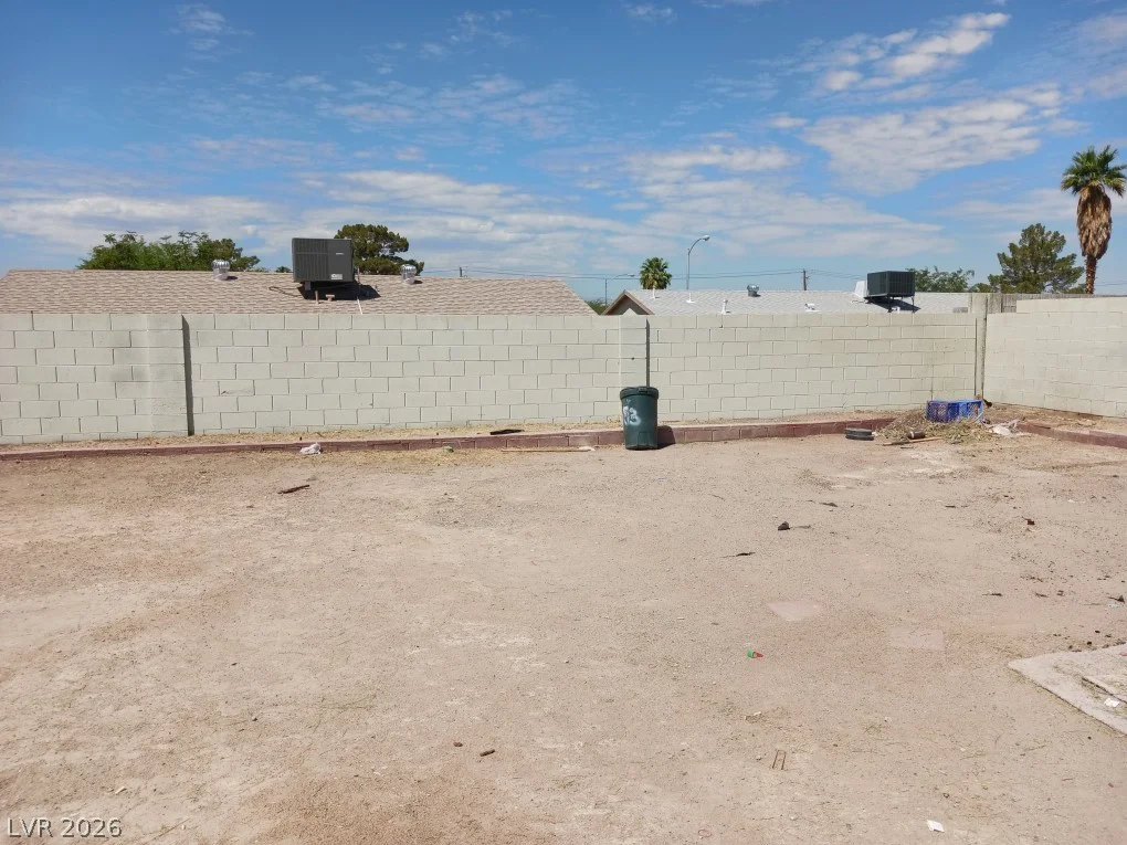3653 Lone Oak, Las Vegas, NV 89115