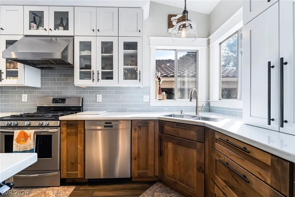 8943 Shale Valley, Las Vegas, NV 89123