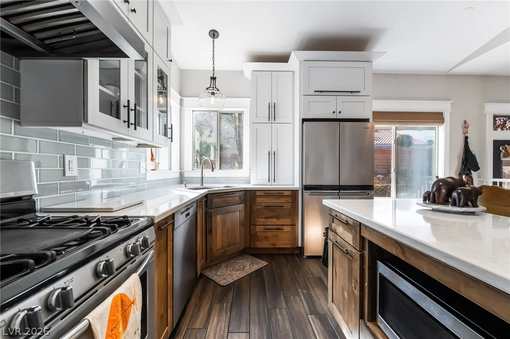 8943 Shale Valley, Las Vegas, NV 89123