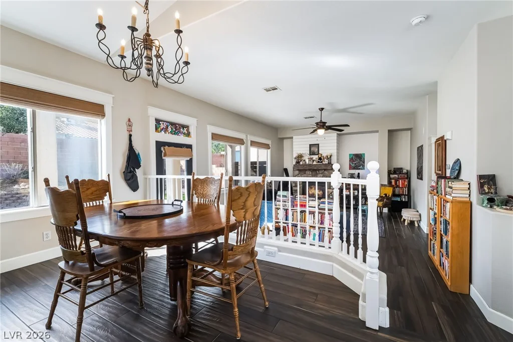 8943 Shale Valley, Las Vegas, NV 89123