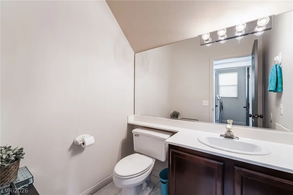 8943 Shale Valley, Las Vegas, NV 89123