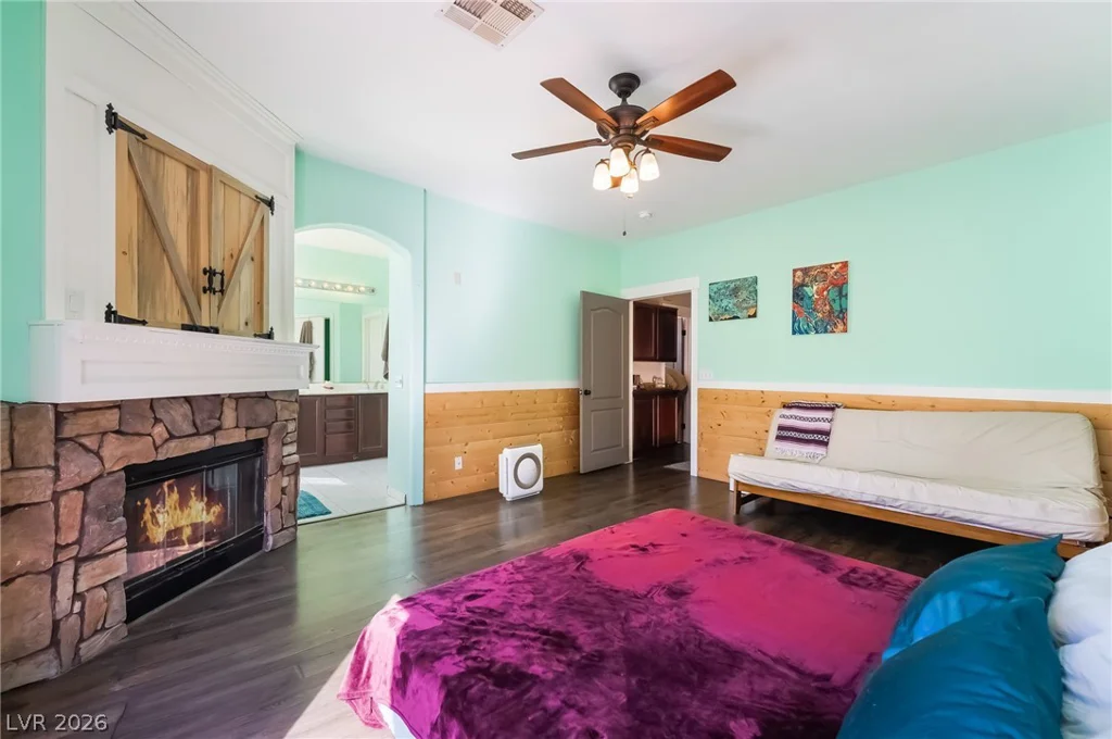 8943 Shale Valley, Las Vegas, NV 89123
