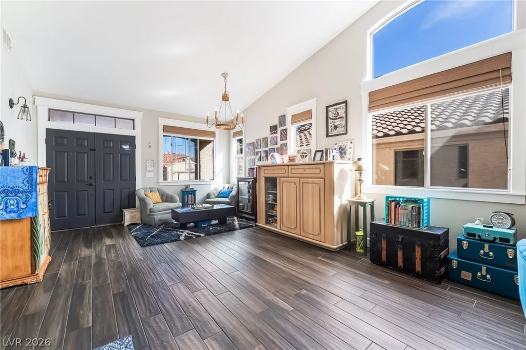 8943 Shale Valley, Las Vegas, NV 89123