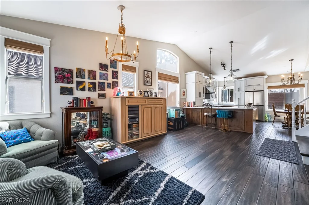 8943 Shale Valley, Las Vegas, NV 89123