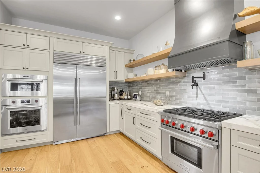 2007 Cherry Creek, Las Vegas, NV 89135