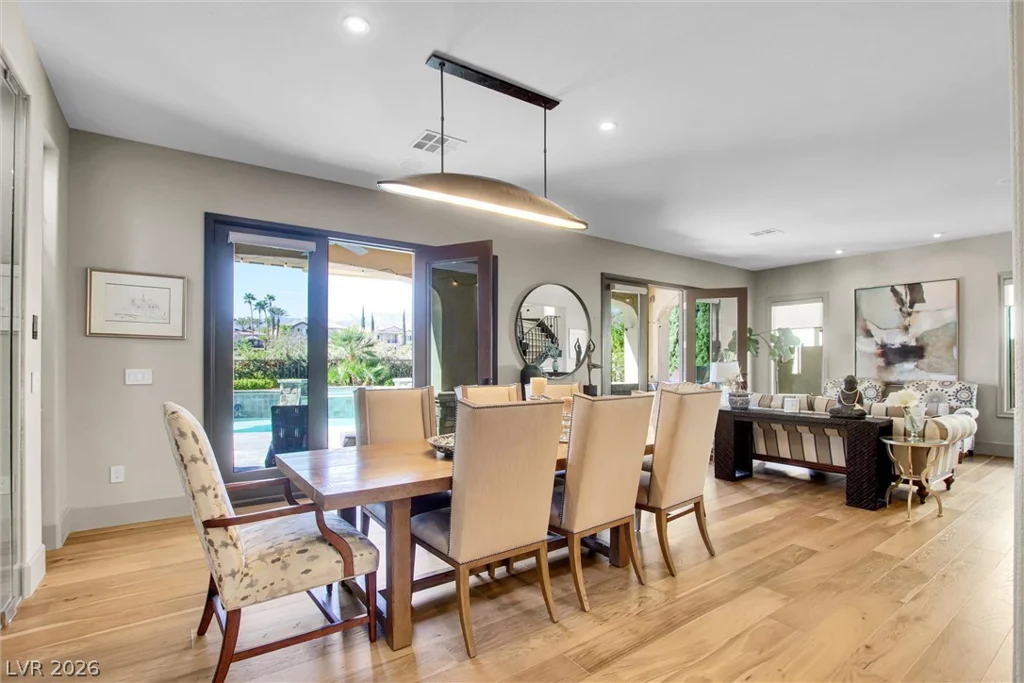 2007 Cherry Creek, Las Vegas, NV 89135