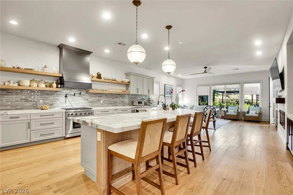 2007 Cherry Creek, Las Vegas, NV 89135
