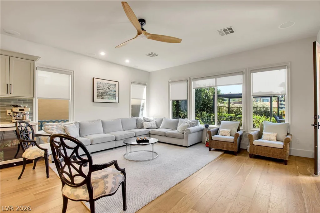 2007 Cherry Creek, Las Vegas, NV 89135