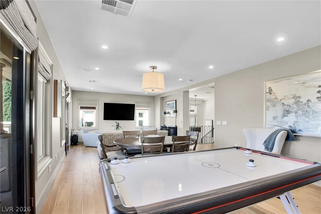 2007 Cherry Creek, Las Vegas, NV 89135