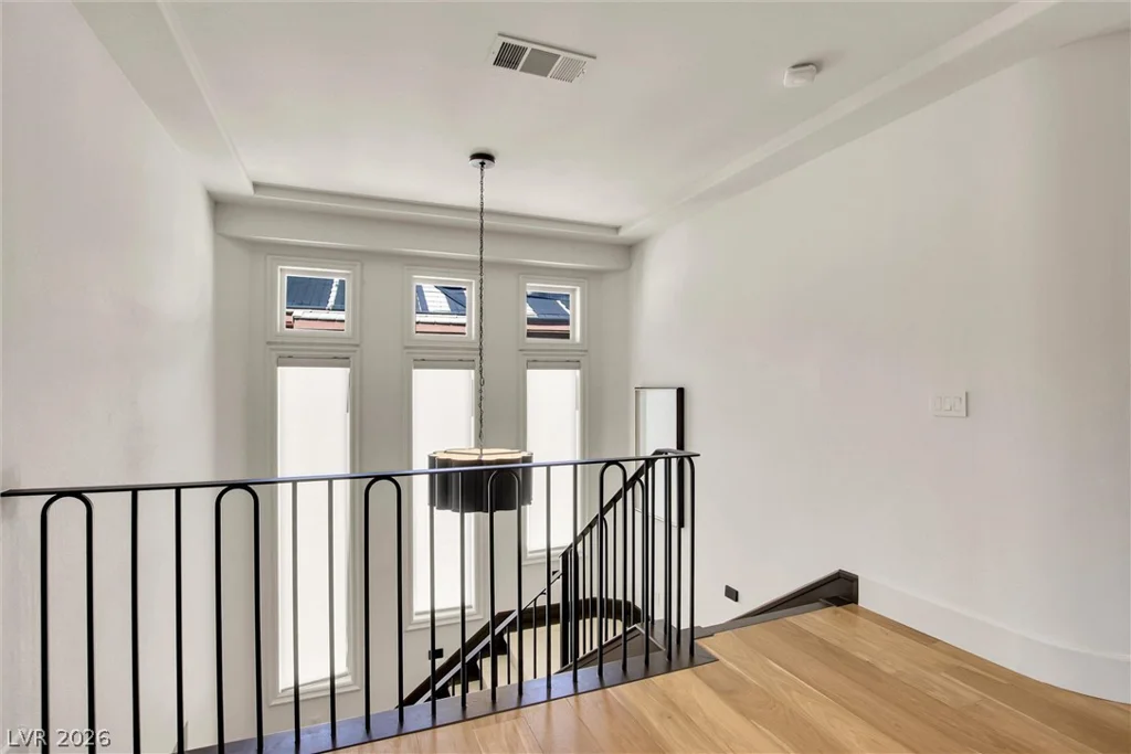 2007 Cherry Creek, Las Vegas, NV 89135