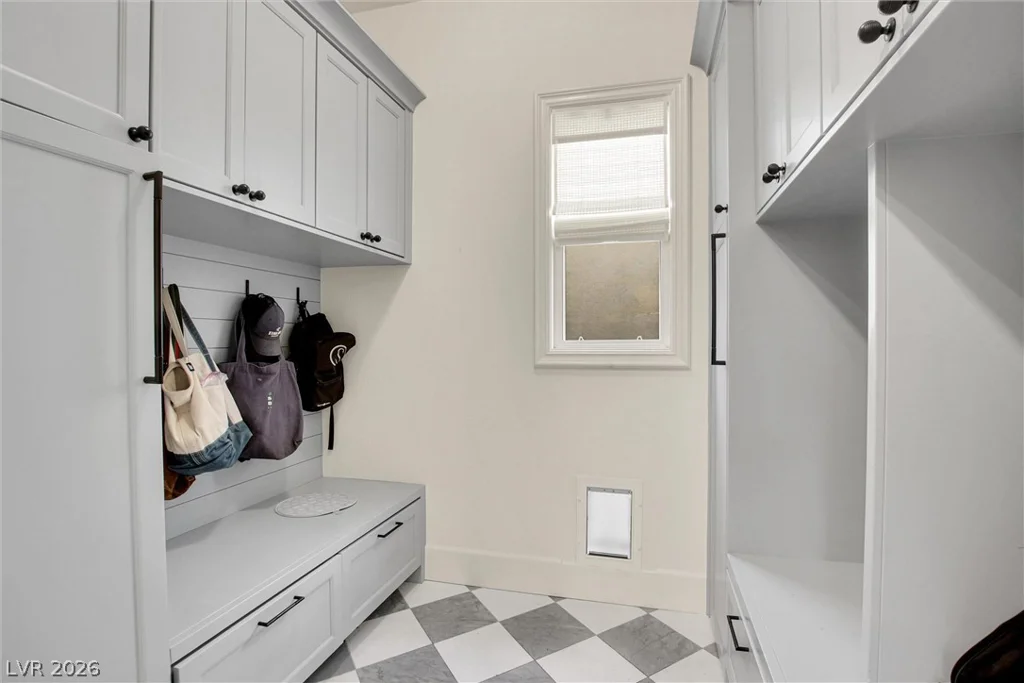 2007 Cherry Creek, Las Vegas, NV 89135