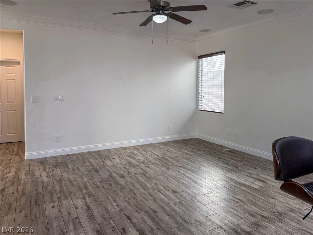 9156 Weeping Hollow, Las Vegas, NV 89178
