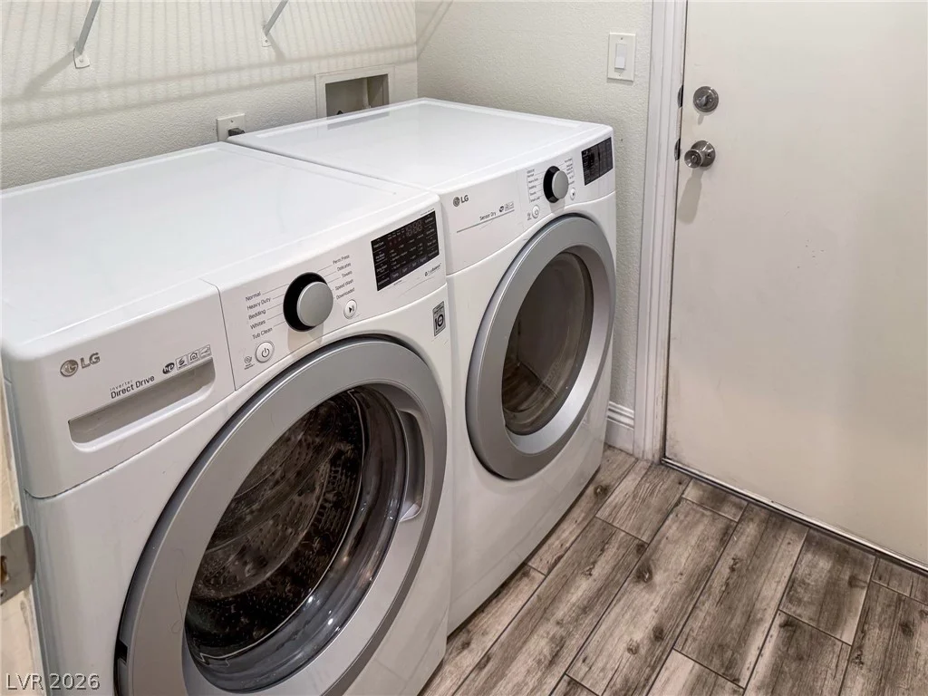 9156 Weeping Hollow, Las Vegas, NV 89178