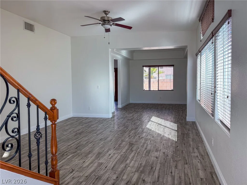 9156 Weeping Hollow, Las Vegas, NV 89178