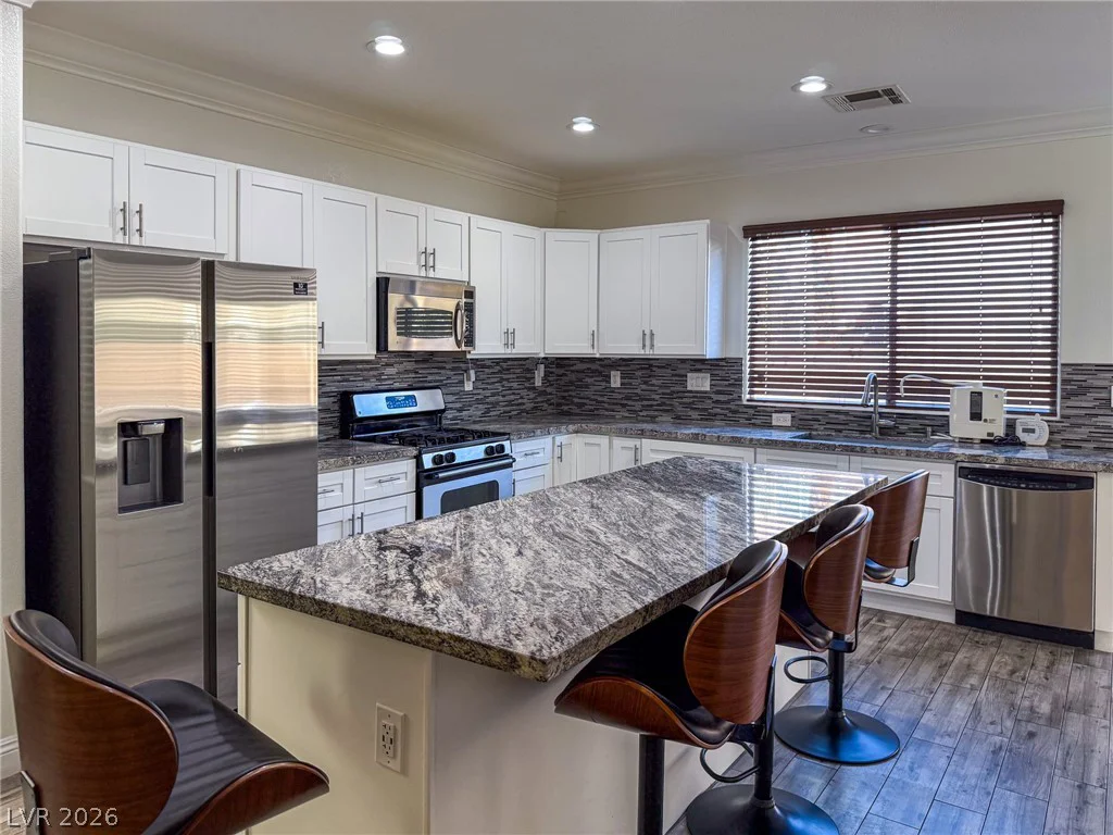 9156 Weeping Hollow, Las Vegas, NV 89178