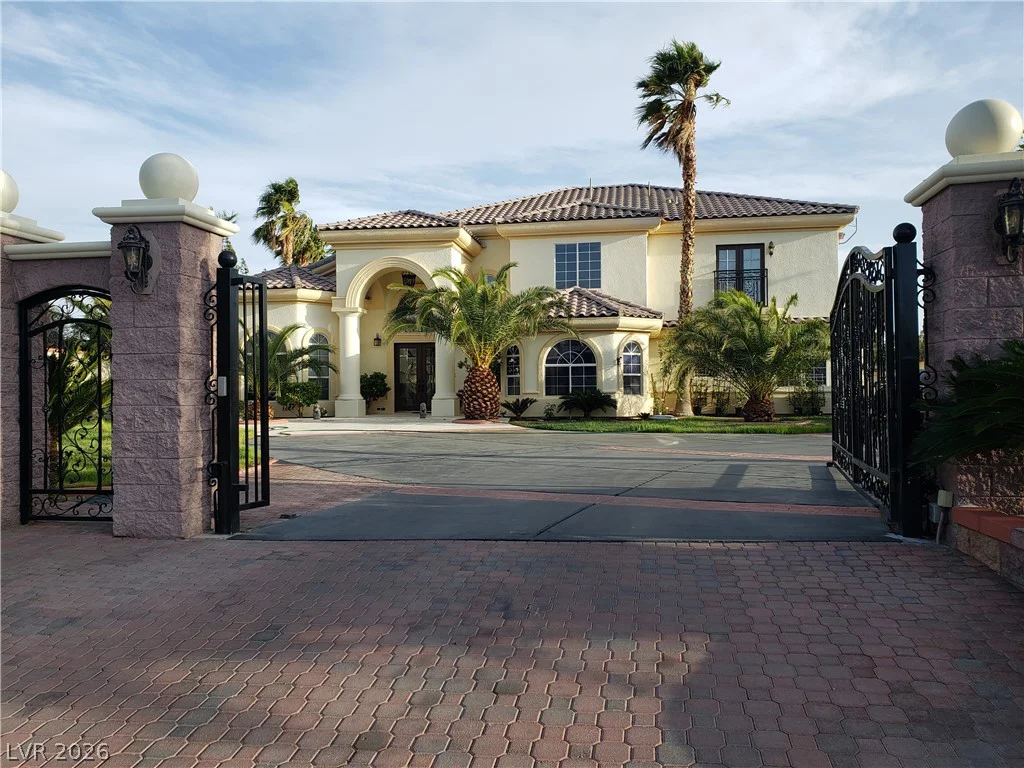 7261 Obannon, Las Vegas, NV 89117