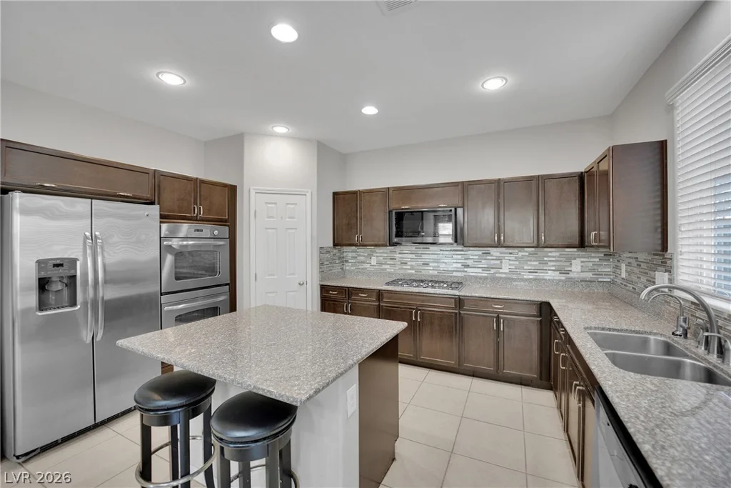 162 Black Crow, Las Vegas, NV 89123