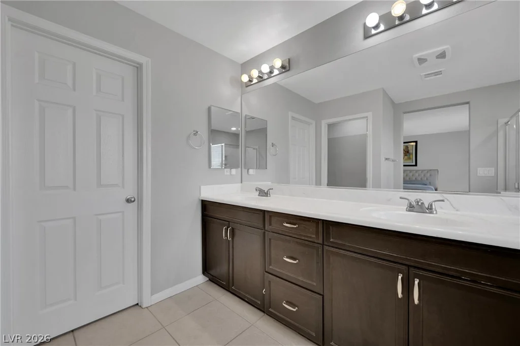 162 Black Crow, Las Vegas, NV 89123