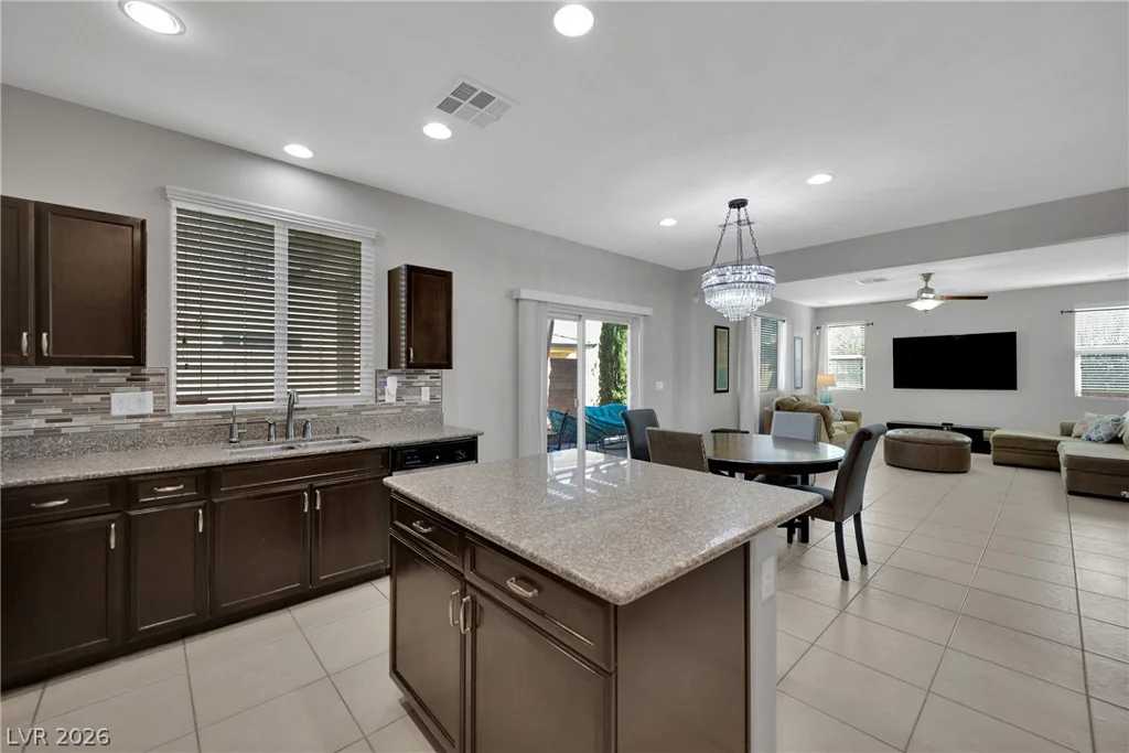 162 Black Crow, Las Vegas, NV 89123