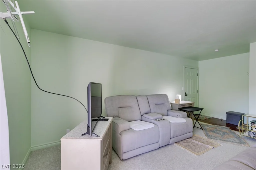 5060 Indian River, Las Vegas, NV 89103