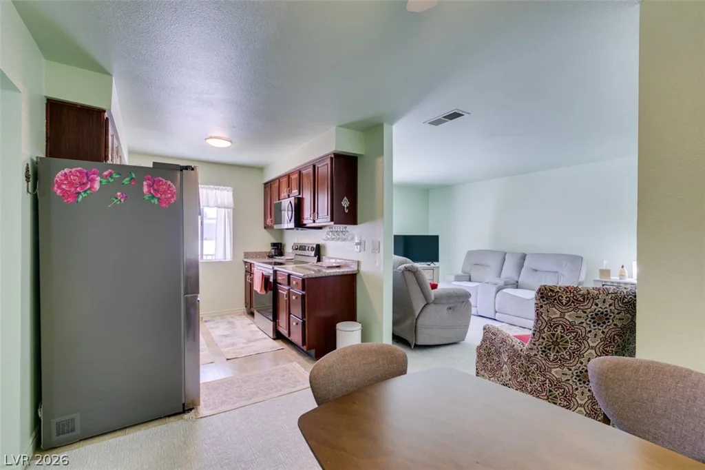 5060 Indian River, Las Vegas, NV 89103