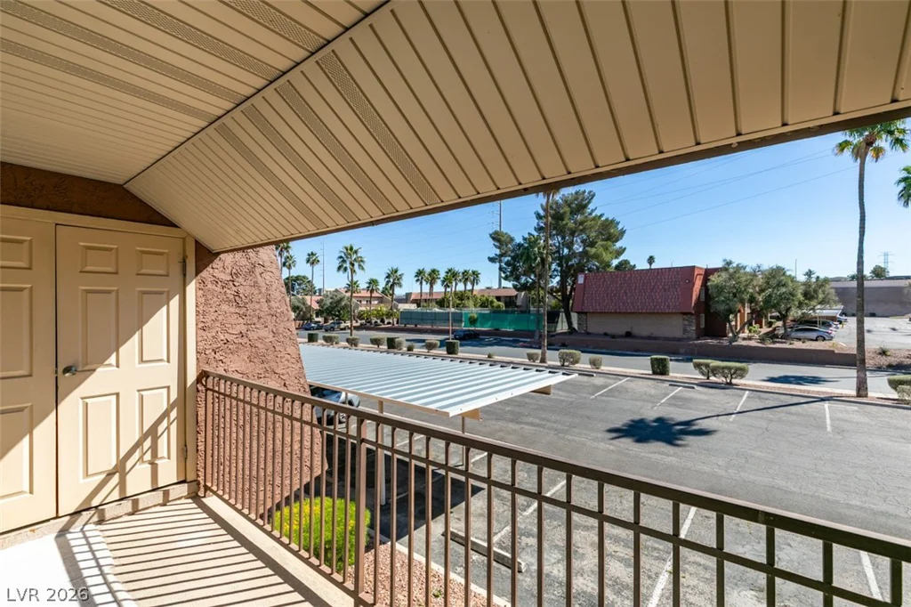 5060 Indian River, Las Vegas, NV 89103