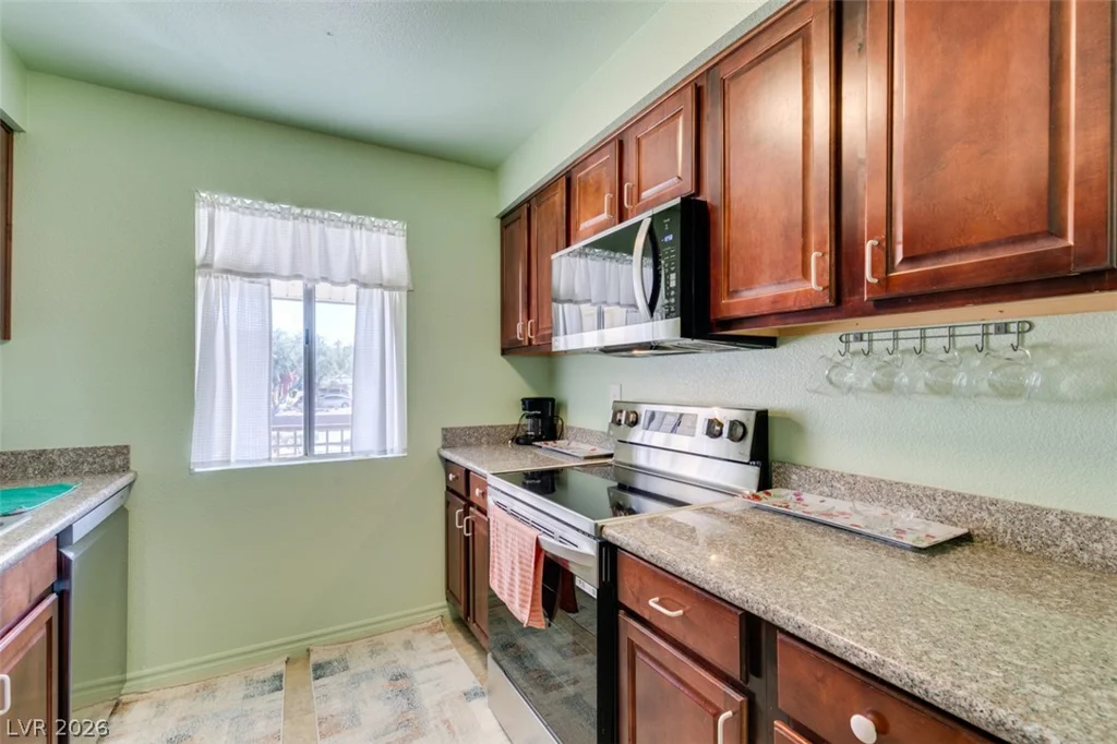 5060 Indian River, Las Vegas, NV 89103
