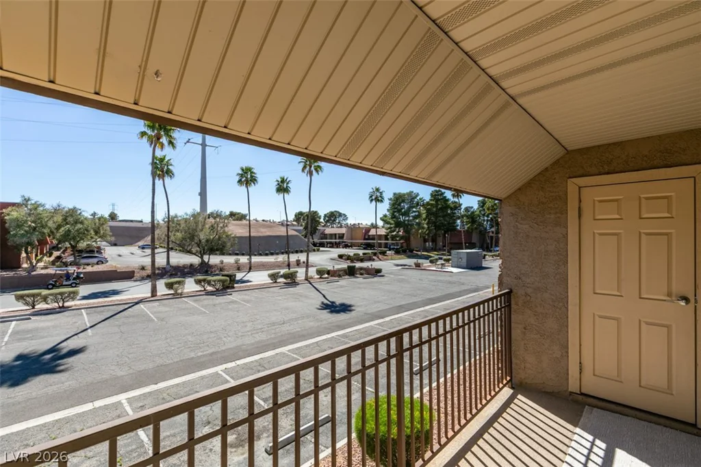 5060 Indian River, Las Vegas, NV 89103