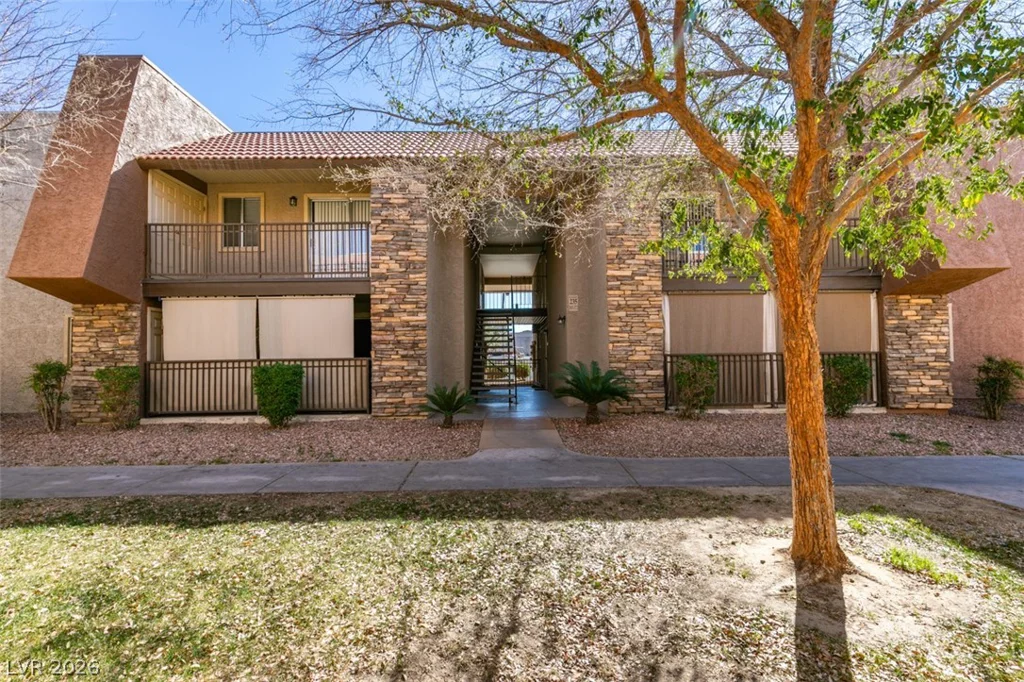 5060 Indian River, Las Vegas, NV 89103