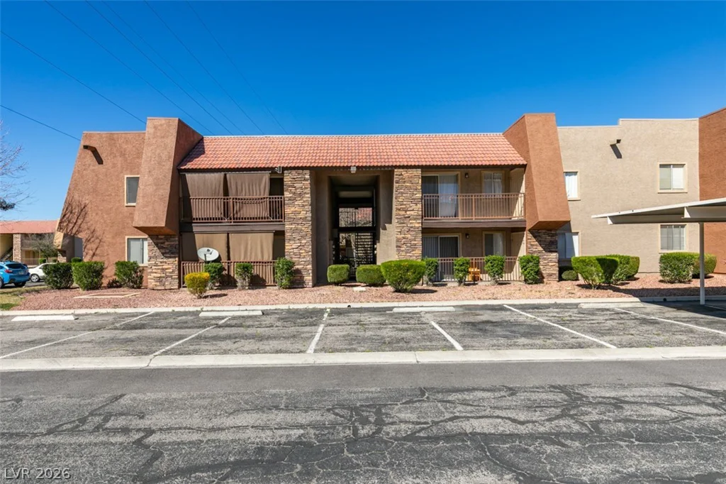 5060 Indian River, Las Vegas, NV 89103