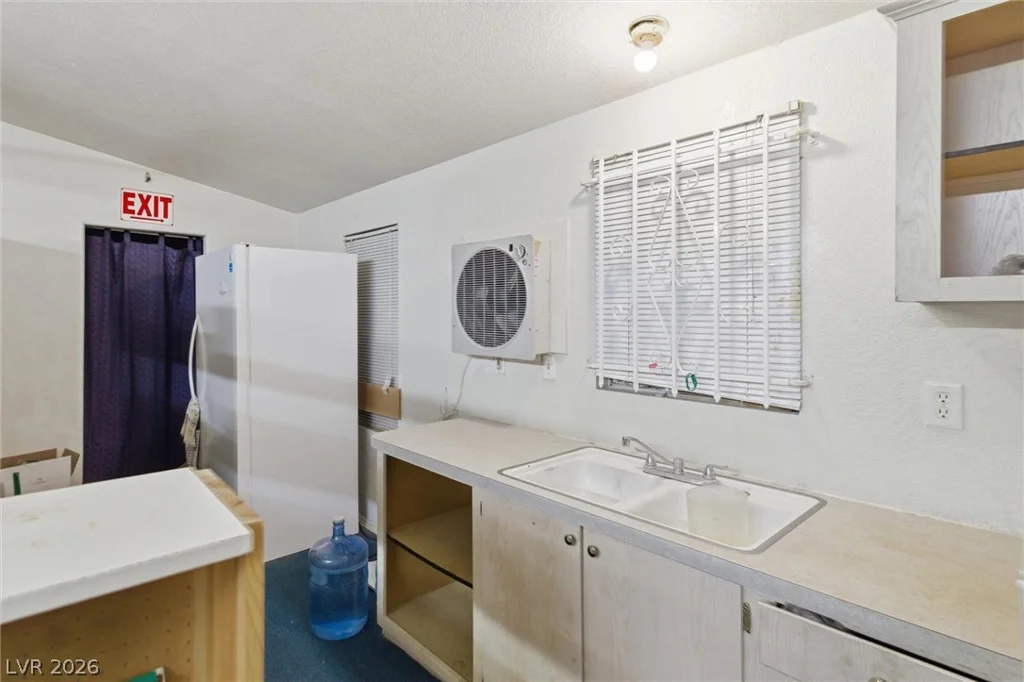 1201 Pioche, Pahrump, NV 89048