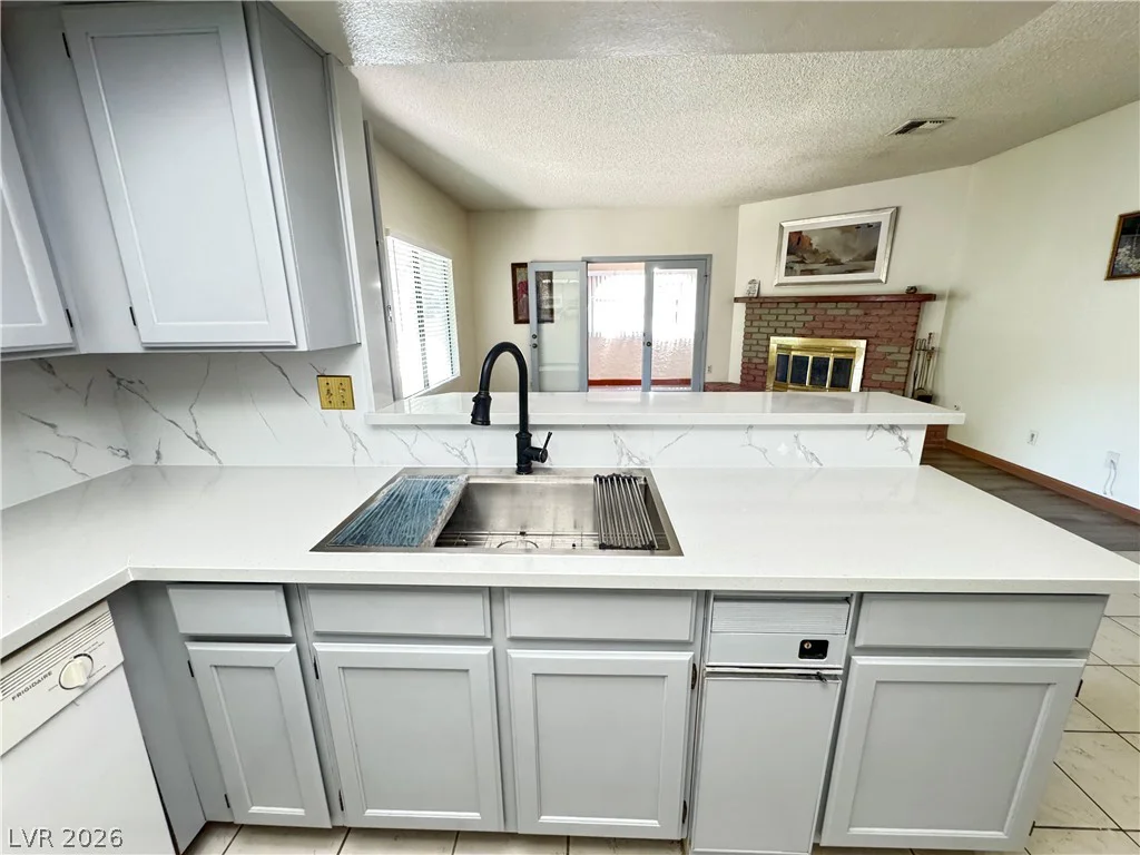 1406 Santa Margarita, Las Vegas, NV 89146