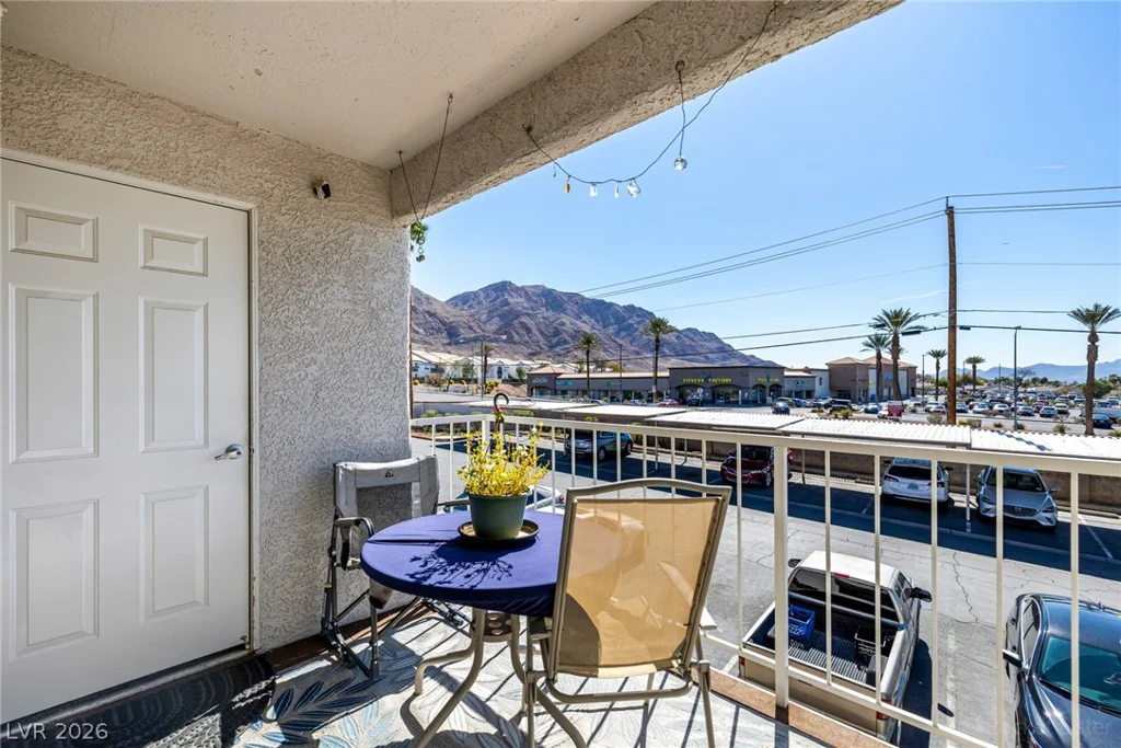 6800 Lake Mead, Las Vegas, NV 89156