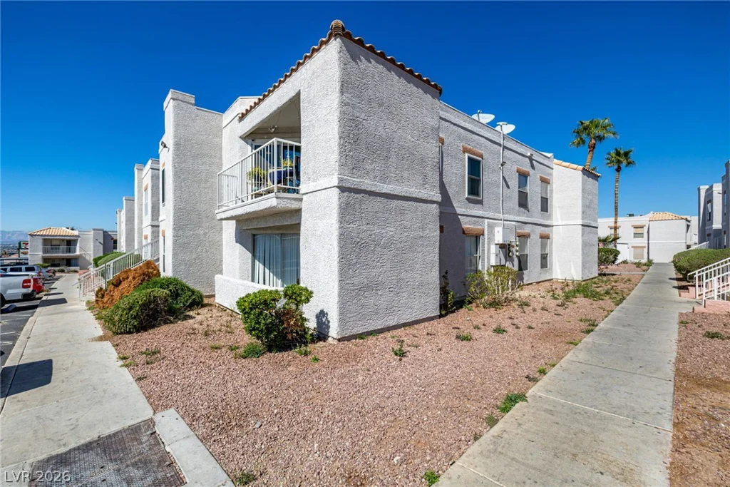 6800 Lake Mead, Las Vegas, NV 89156