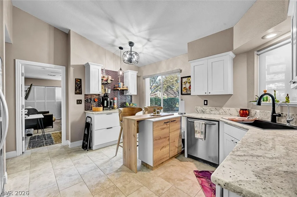 5256 Crooked Valley, Las Vegas, NV 89149