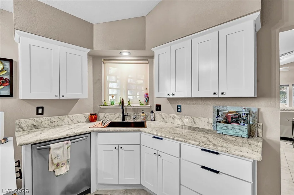 5256 Crooked Valley, Las Vegas, NV 89149