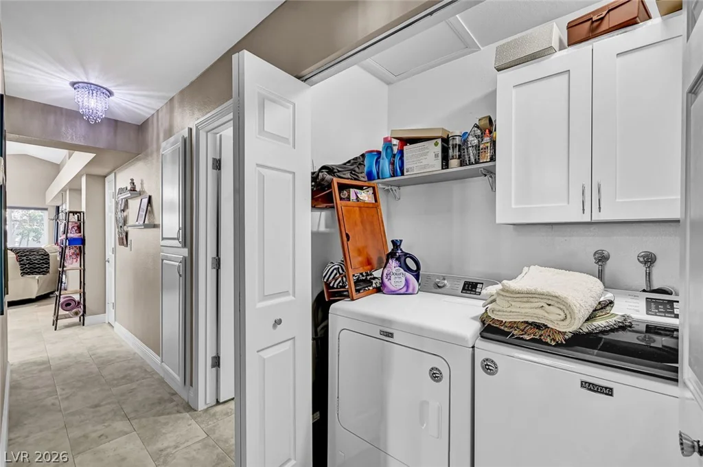 5256 Crooked Valley, Las Vegas, NV 89149