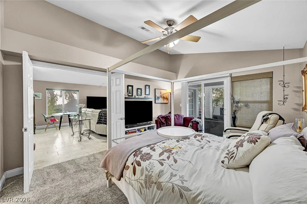 5256 Crooked Valley, Las Vegas, NV 89149