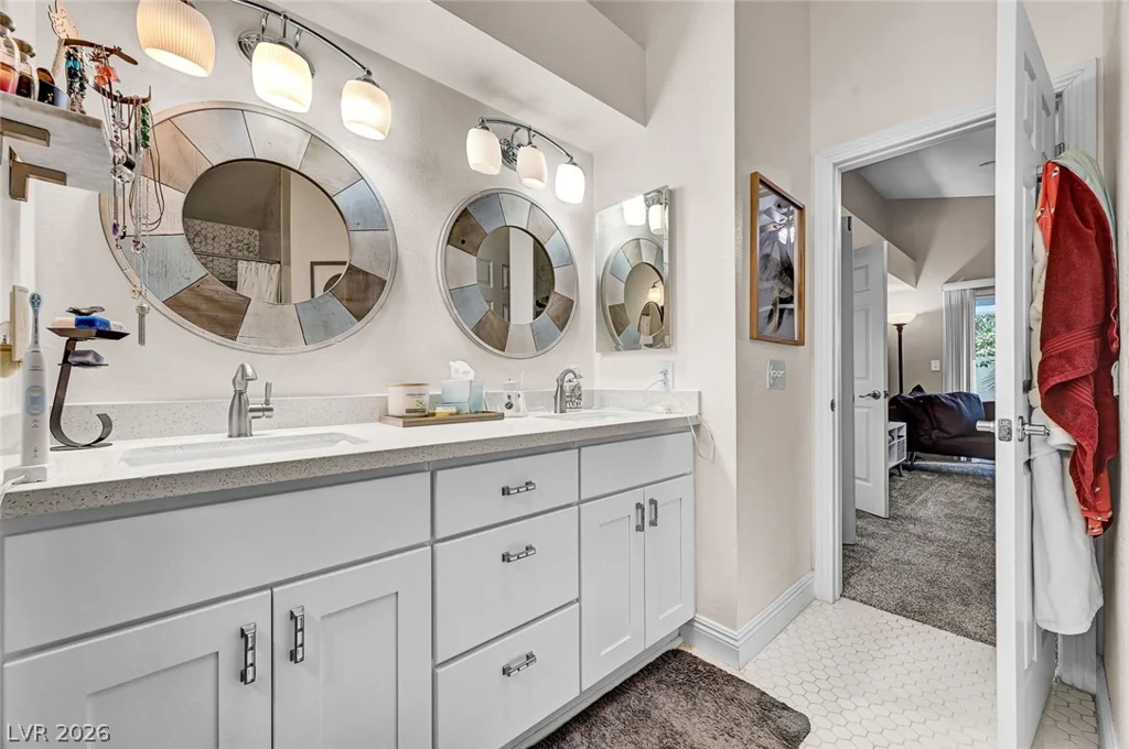 5256 Crooked Valley, Las Vegas, NV 89149